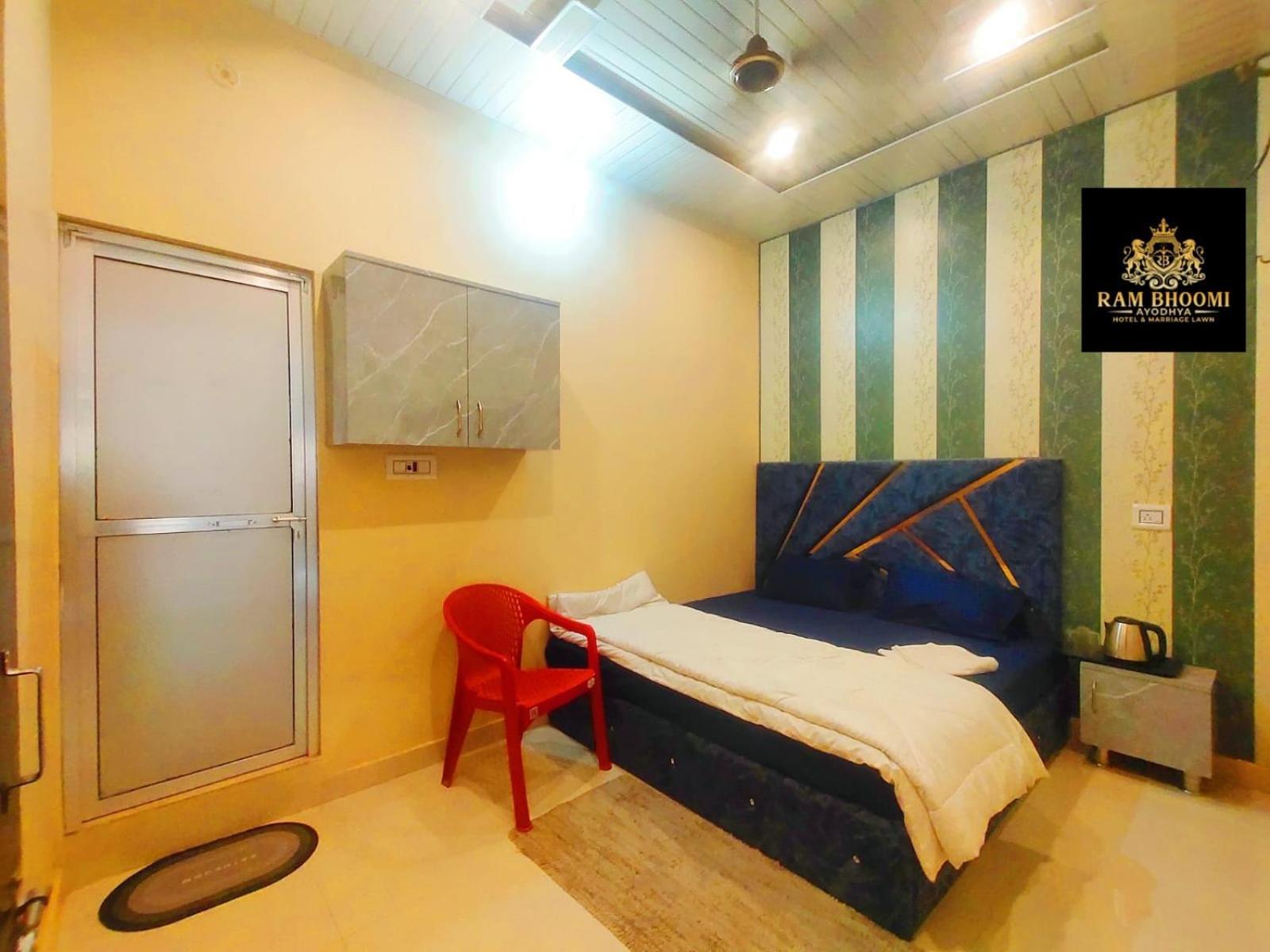 Hotel Rambhoomi Ayodhya Номер фото